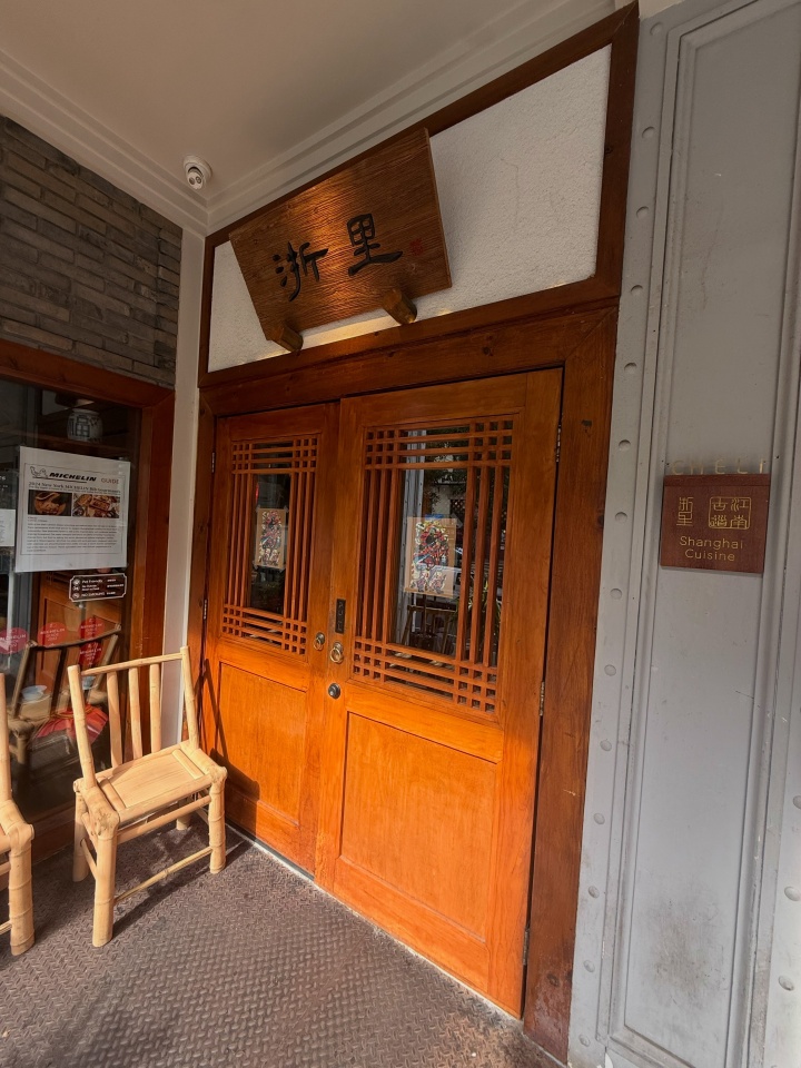 已退役1年半!37岁国足归化艾克森晒照,身材似乎比球员时代还好 已退役1年半!37岁国足归化艾克森晒照,身材似乎比球员时代还好